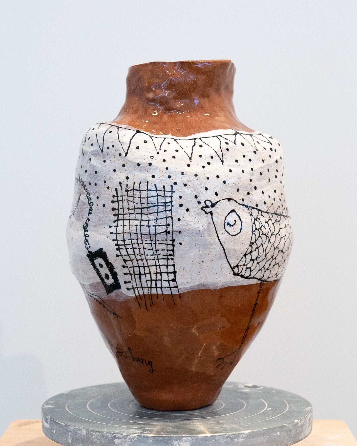 dance like no one is watching - object uit de serie kleine werelden, 2025