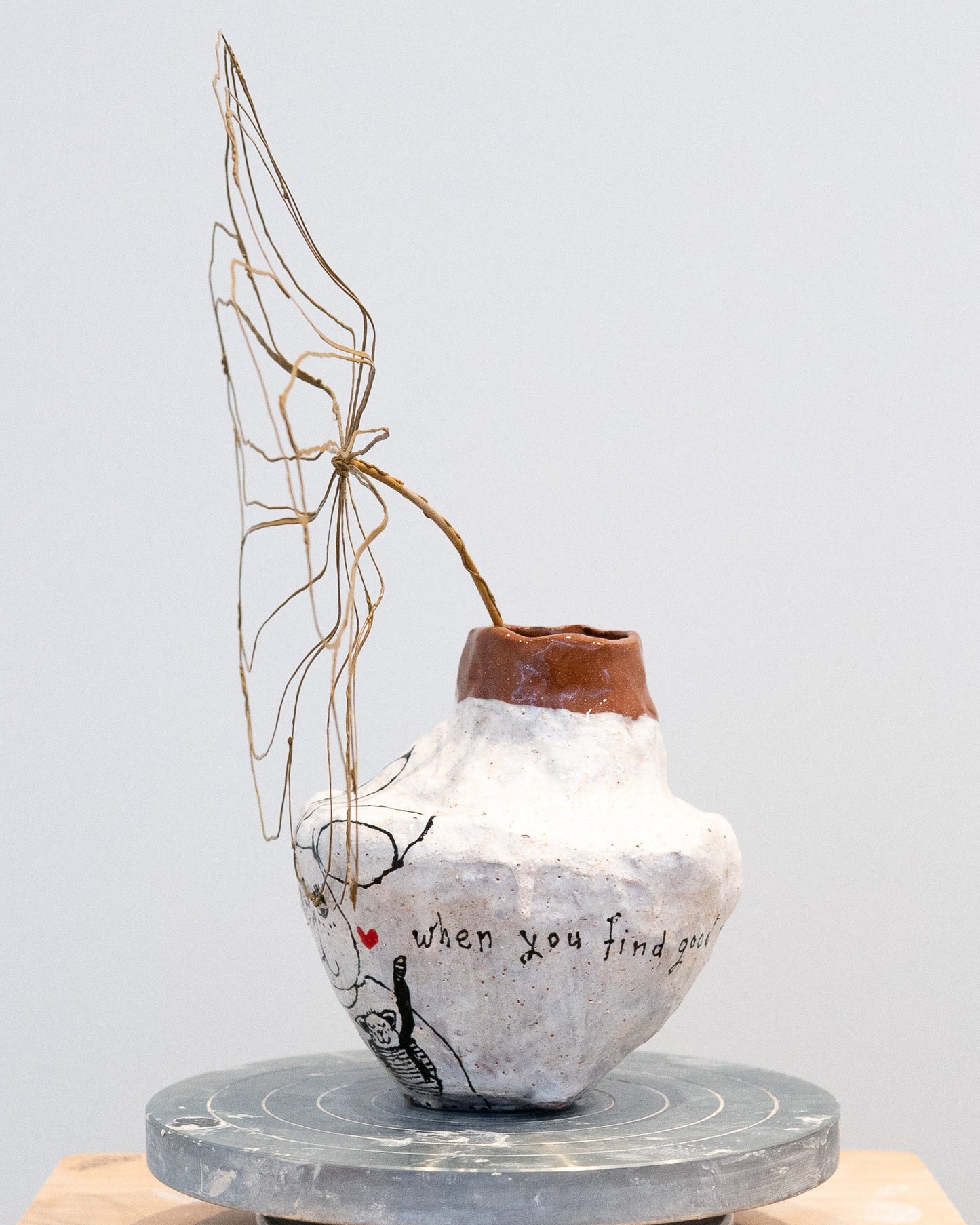 when you find good people - object uit de serie kleine werelden, 2025