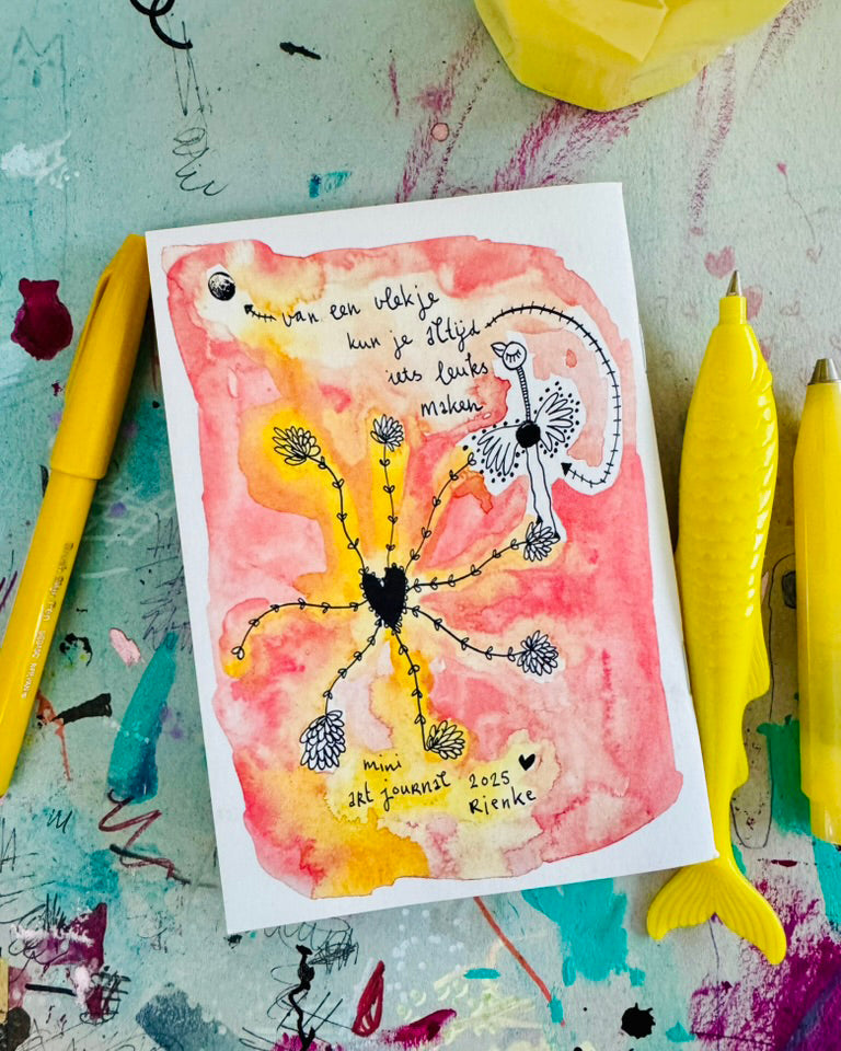 mini art journal - geel