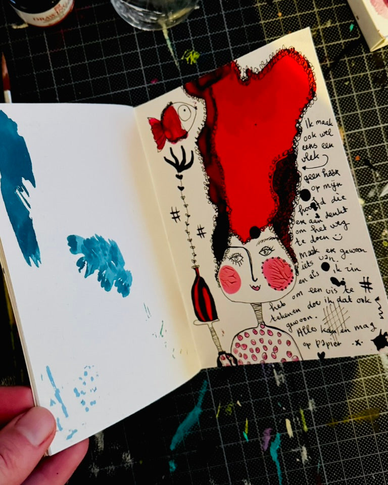 mini art journal - roze